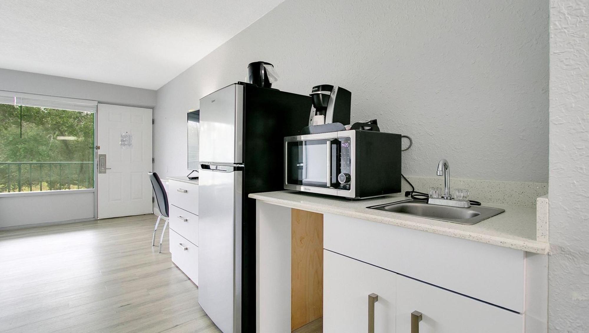Home 1 Suites Extended Stay - Kissimmee Εξωτερικό φωτογραφία