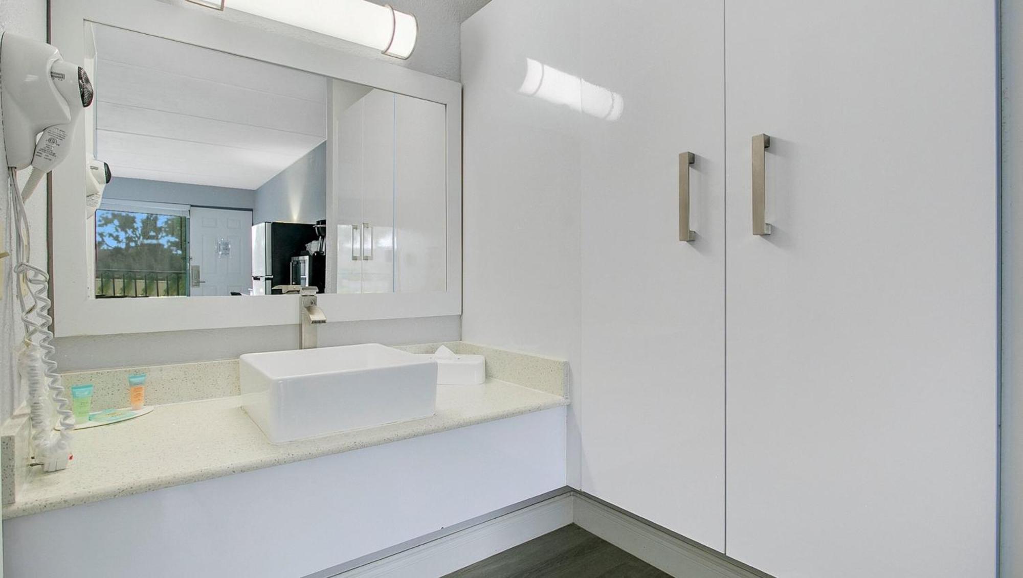 Home 1 Suites Extended Stay - Kissimmee Εξωτερικό φωτογραφία